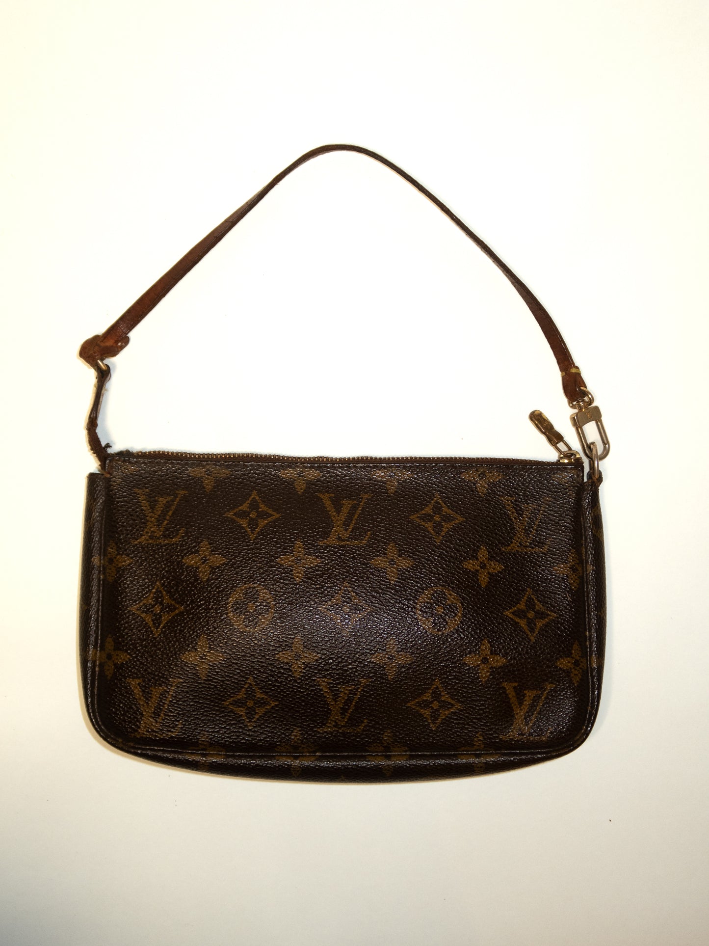 LOUIS VUITTON Accessoires Pochette Monogram Hand Bag