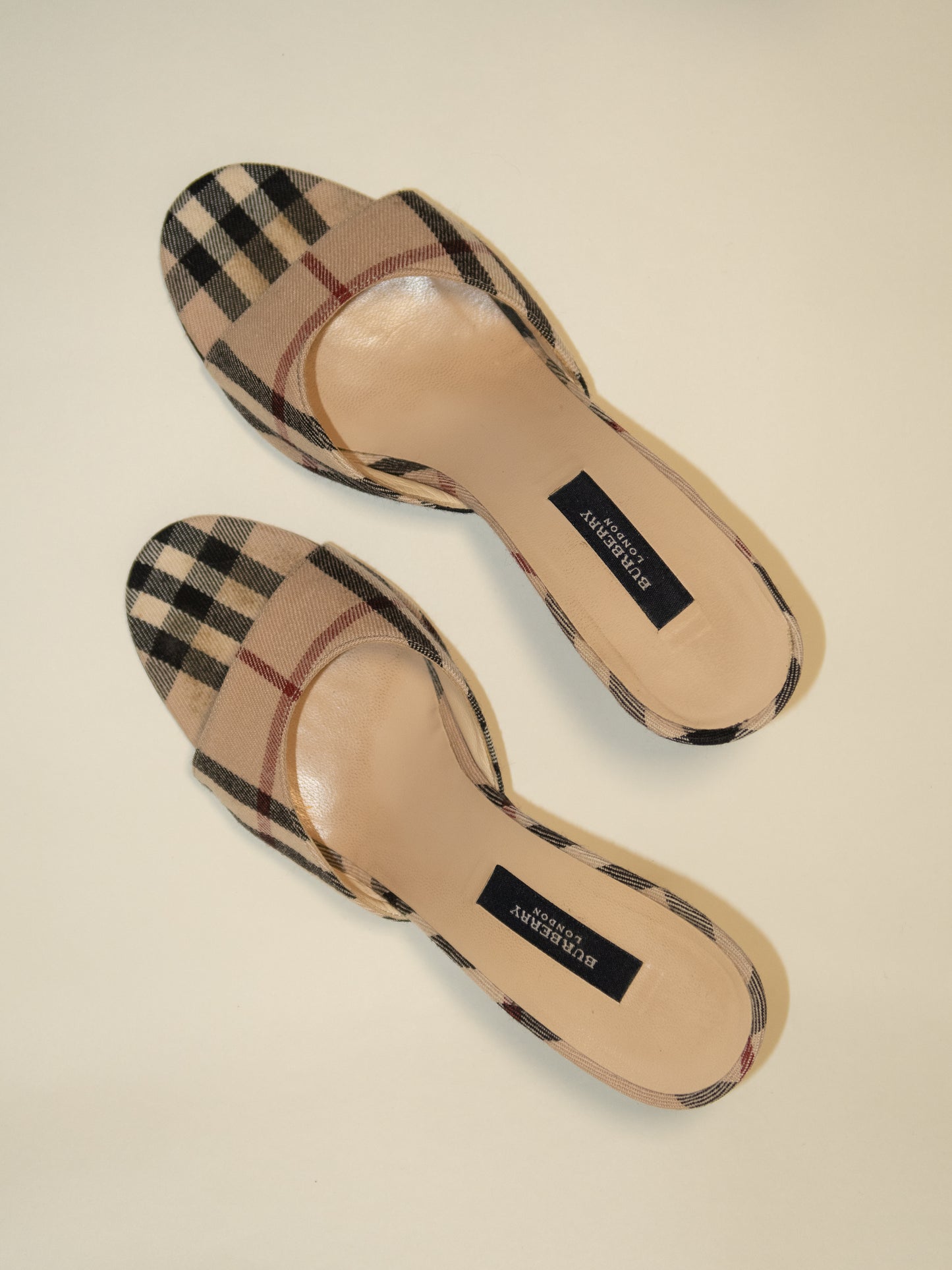 BURBERRY London Canvas Printed Slides (EU36)