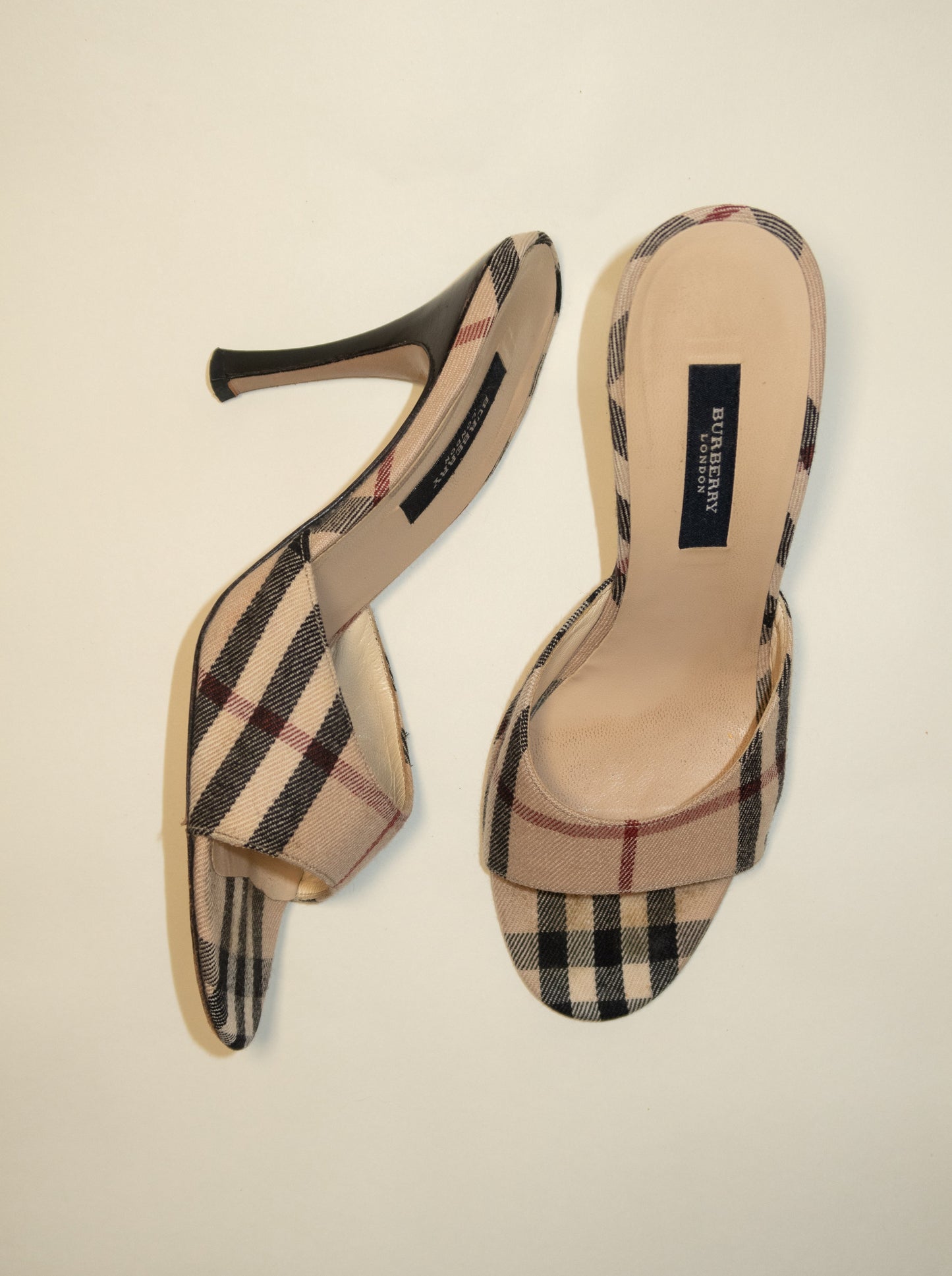 BURBERRY London Canvas Printed Slides (EU36)